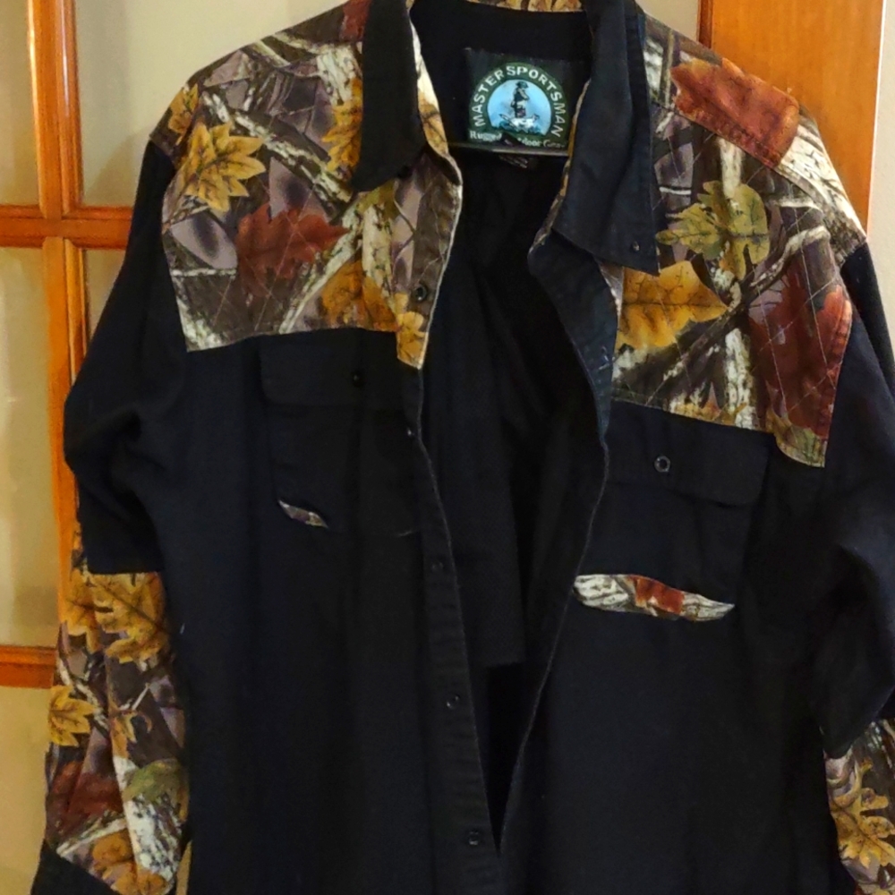 Men's Master Sportsman, outdoor gear, button down western shirt.